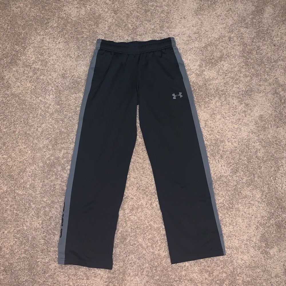 Black Under Armour sweatpants